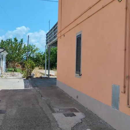 Casa Graziella * チェチナ